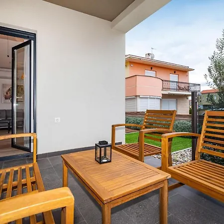 1 Bedroom Beautiful In