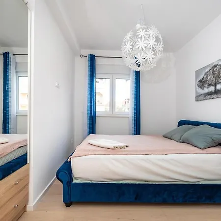 1 Bedroom Beautiful In *
