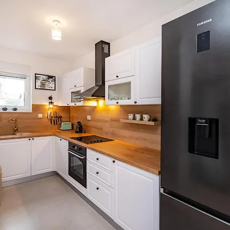 1 Bedroom Beautiful In Zadar