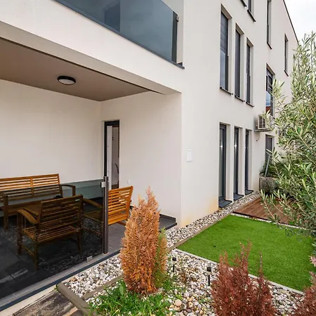 1 Bedroom Beautiful In Zadar